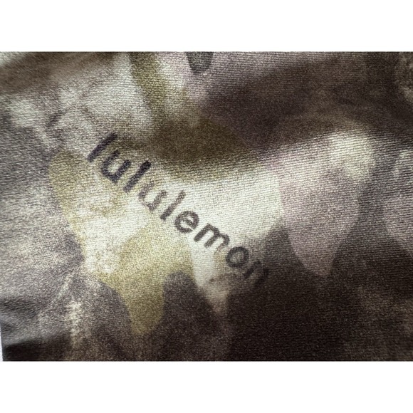 Lululemon Tough Train High-Neck Bra Medium Support Heritage Camo Size 10 New - Picture 4 of 11